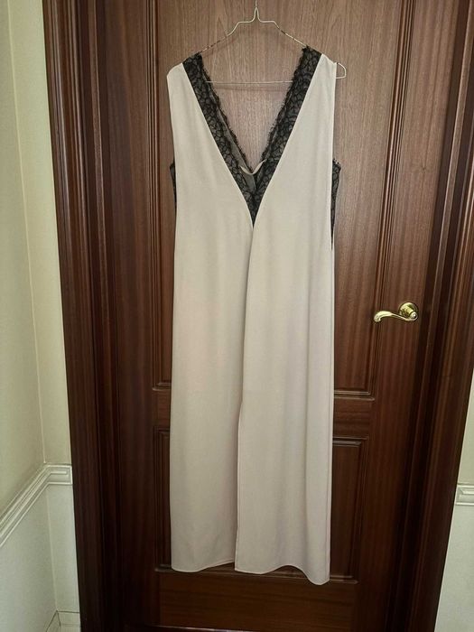 sukienka długa wieczorowa w stylu retro, kolor cielisty, BCBG