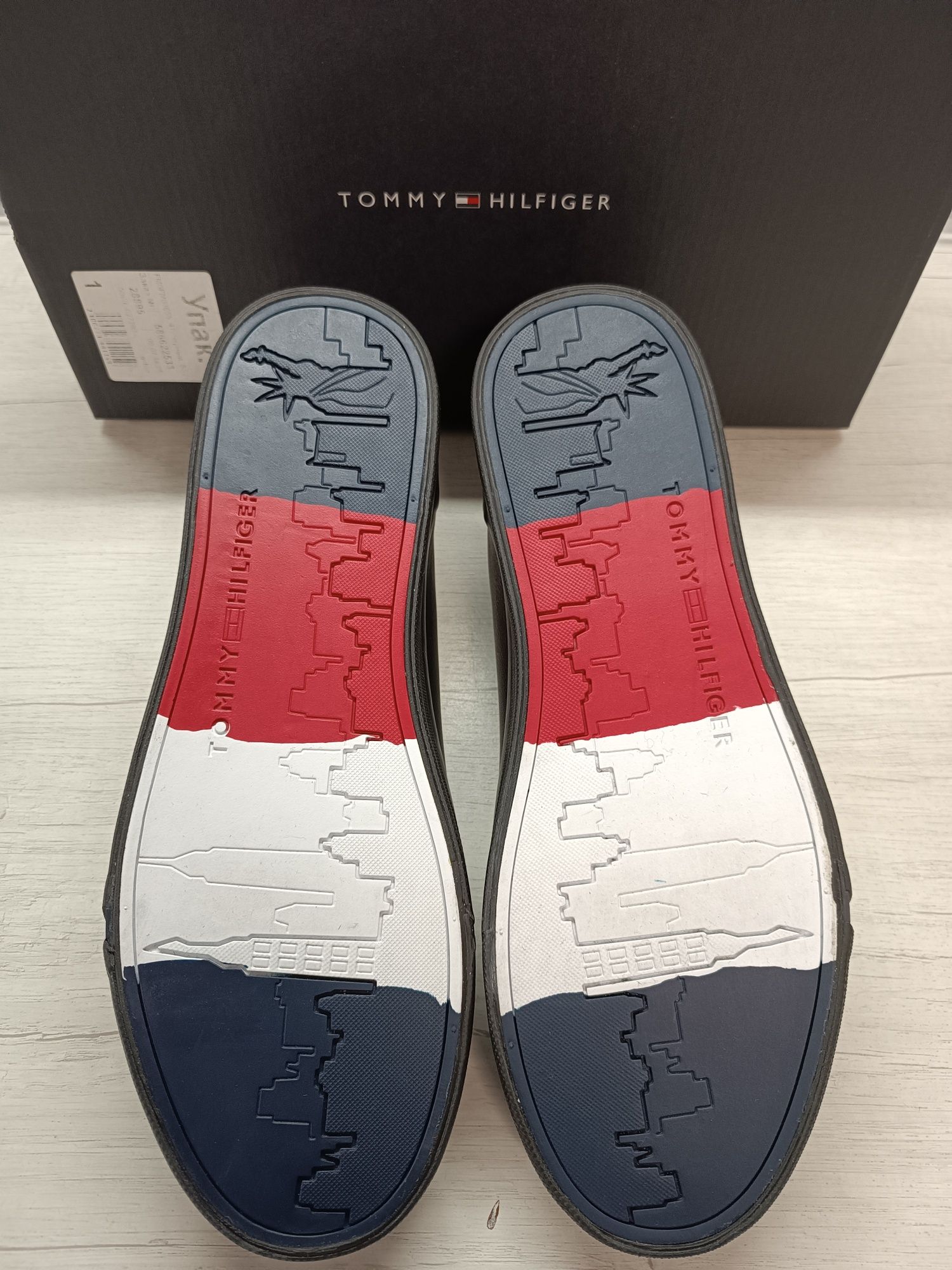 Кеди Tommy Hilfiger (оригінал)