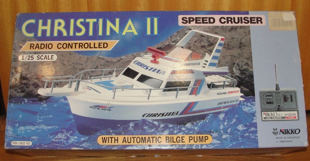 Antigo barco Christina II da NIKKO - Speedy Cruiser Radio Controlled