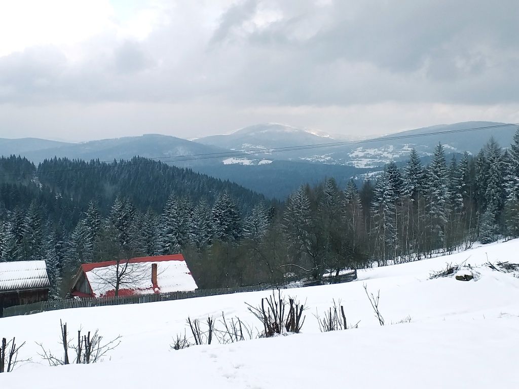 Sprzedam piękną działkę w gorach