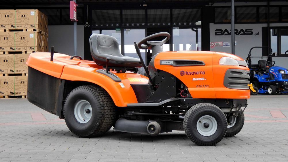 Traktorek kosiarka Husqvarna CTH151 (150401.5) - Baras