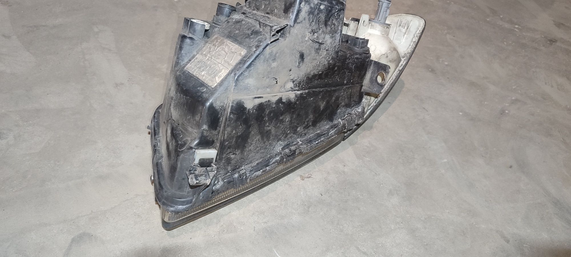 Audi A4 B5 lampa + kierunek przód przednia prawa VALEO przedlift