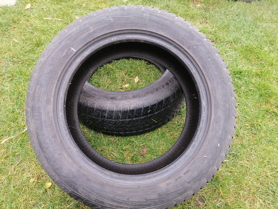Opony 225/55R17 GOODYEAR zima