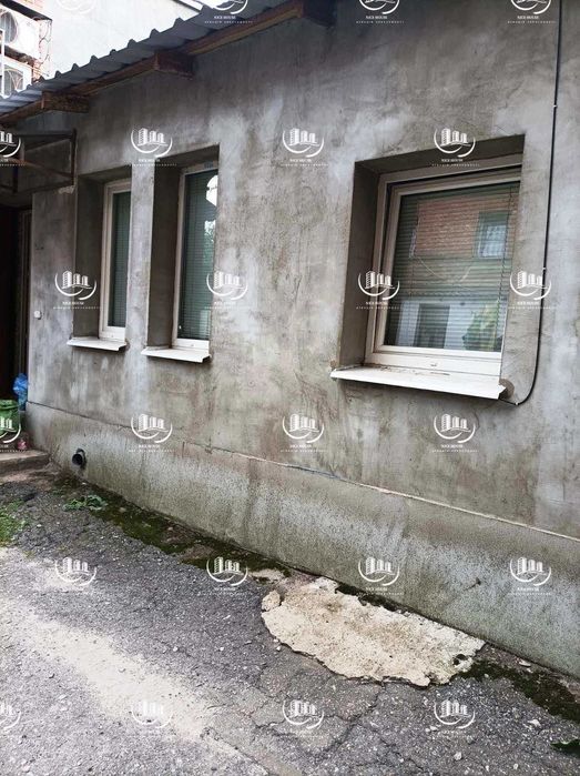 Продам 3-комнатную квартиру в Центре