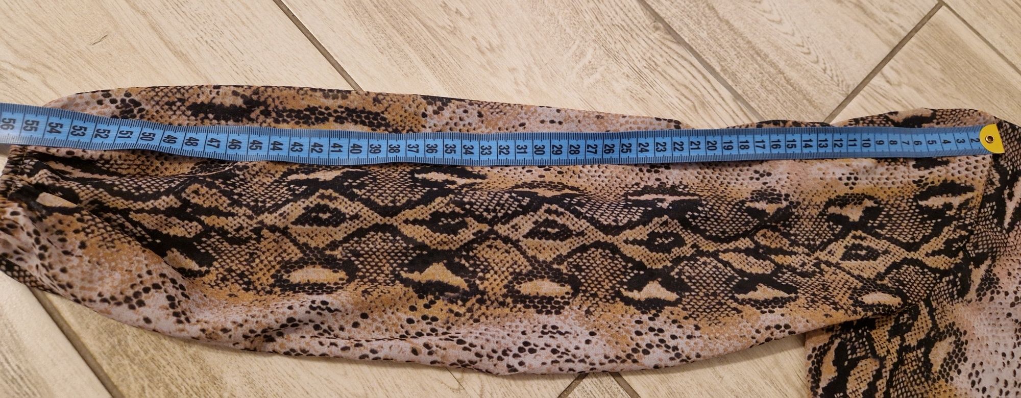 Sukienka luźna zwiewna skóra węża beżowo razowa animal print S/36