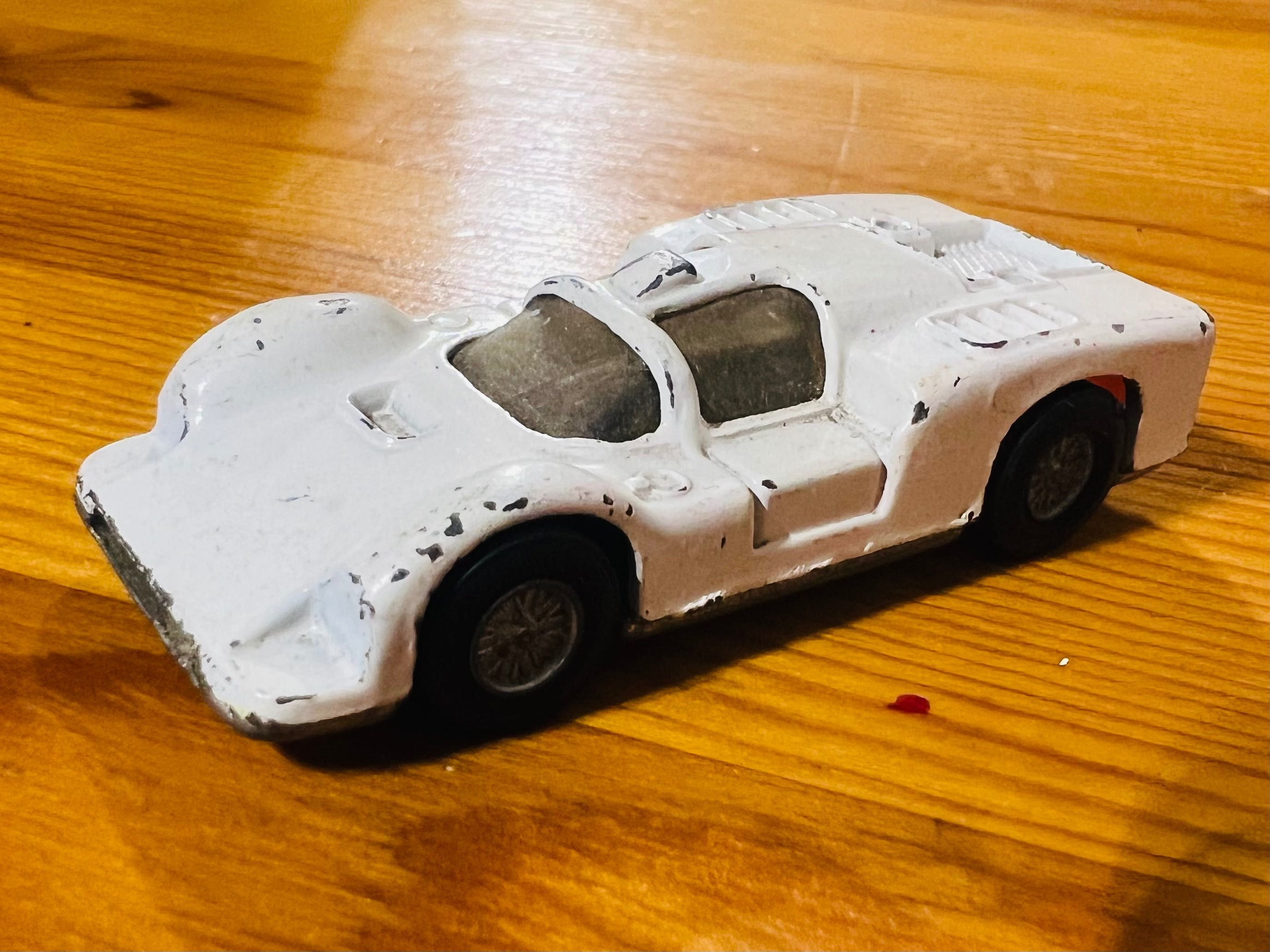 CHAPARRAL 2F N 802 Speedy Made in Italy F1 Auto Model Unikat