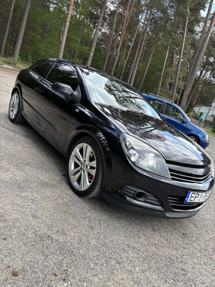Opel Astra H GTC