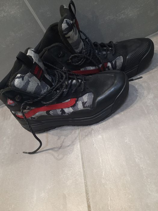 Buty 43  VANS   *jak nowe *