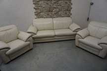 Zestaw 3+1+1 sofa skóra jasna naturalna regulowane oparcia  (w-1100)