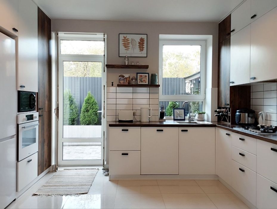 Гарний таунхаус з генератором в оренду. Буча, вул. Яснополянская.