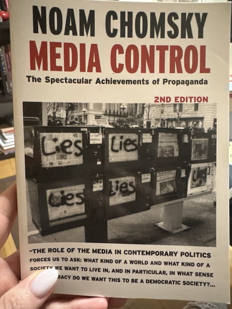 MEDIA CONTROL- Noam Chomasky