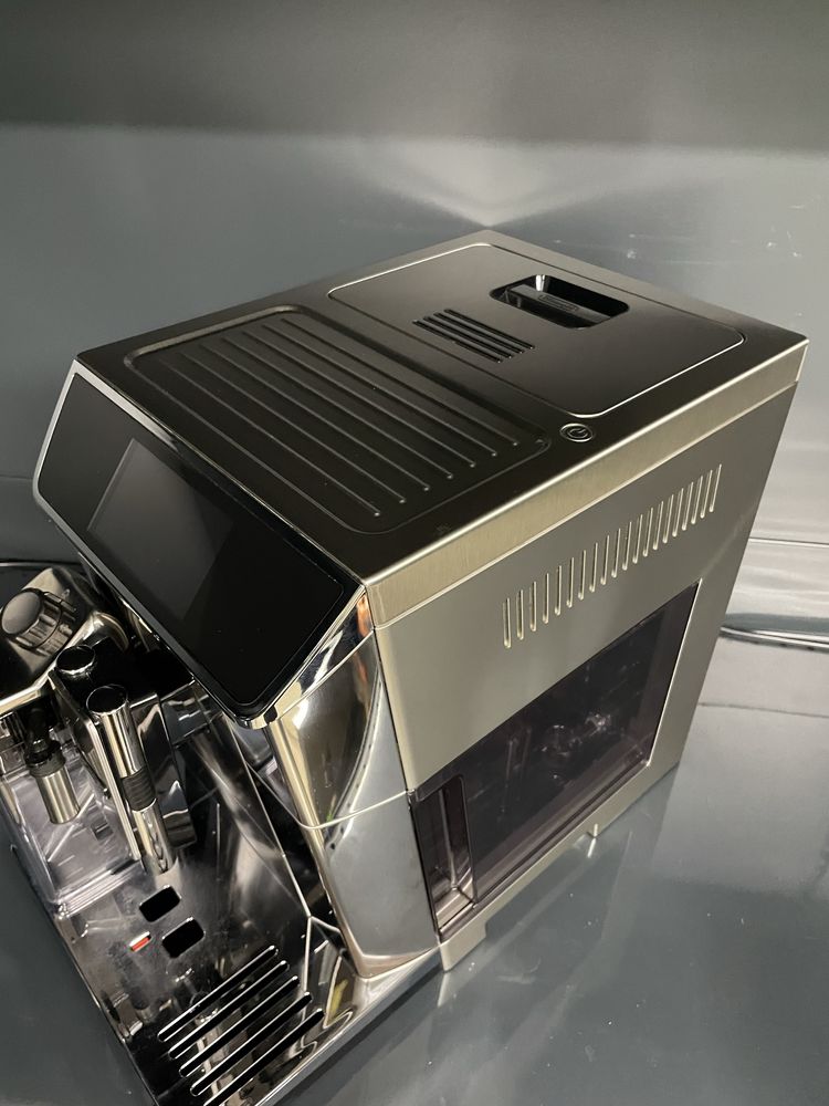 DeLonghi PrimaDonna Elite ECAM656.75.MS
