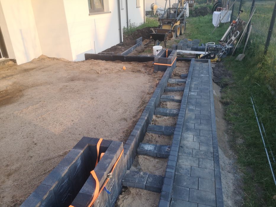 Usługi Brukarskie - Układanie kostki brukowej