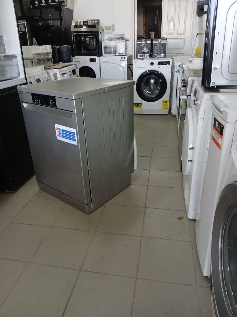 Посудомоечная машина Sharp отдельно стоящая QW-NA1CF47DS  60 см