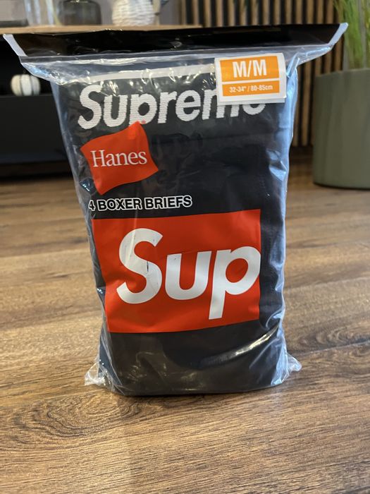Bokserki Supreme Rozmiar M 1 szt-60zł oryginalne