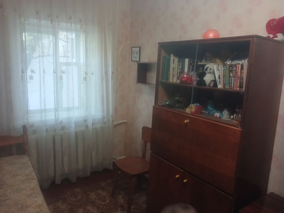 Здам окрему кімнату в часному секторі