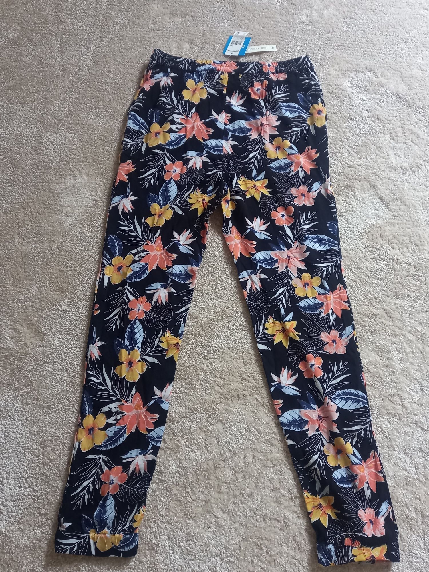 Roxy przewiewne cienkie spodnie na lato dla dziewczynki 152-164