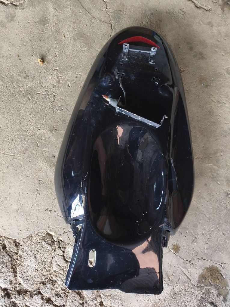 Material Honda hornet