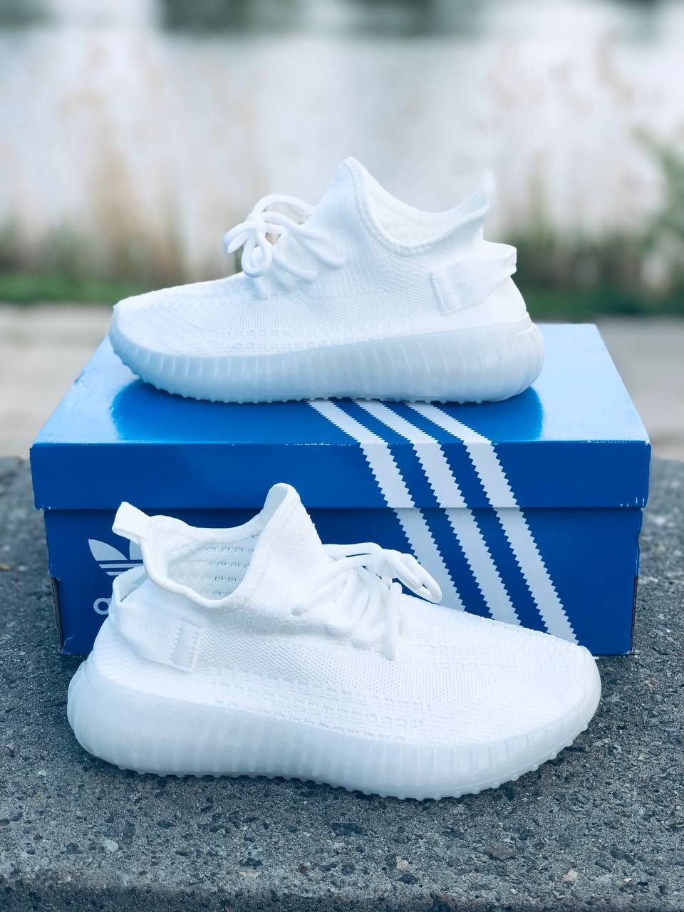 Женские кроссовки Adidas Yeezy Boost 350 Белые летние кроссовки Адидас