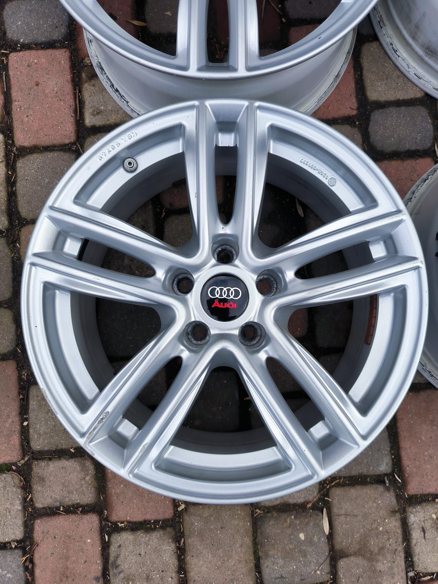 Felgi aluminiowe 17 Audi A3 A4 A5 A6 Q3 Q5 5x112