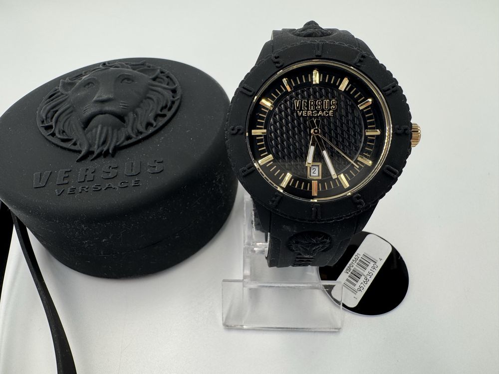 Годинник versus versace VSPOY5621 унісекс