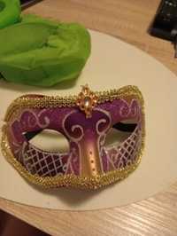 Maska na bal karnawałowy