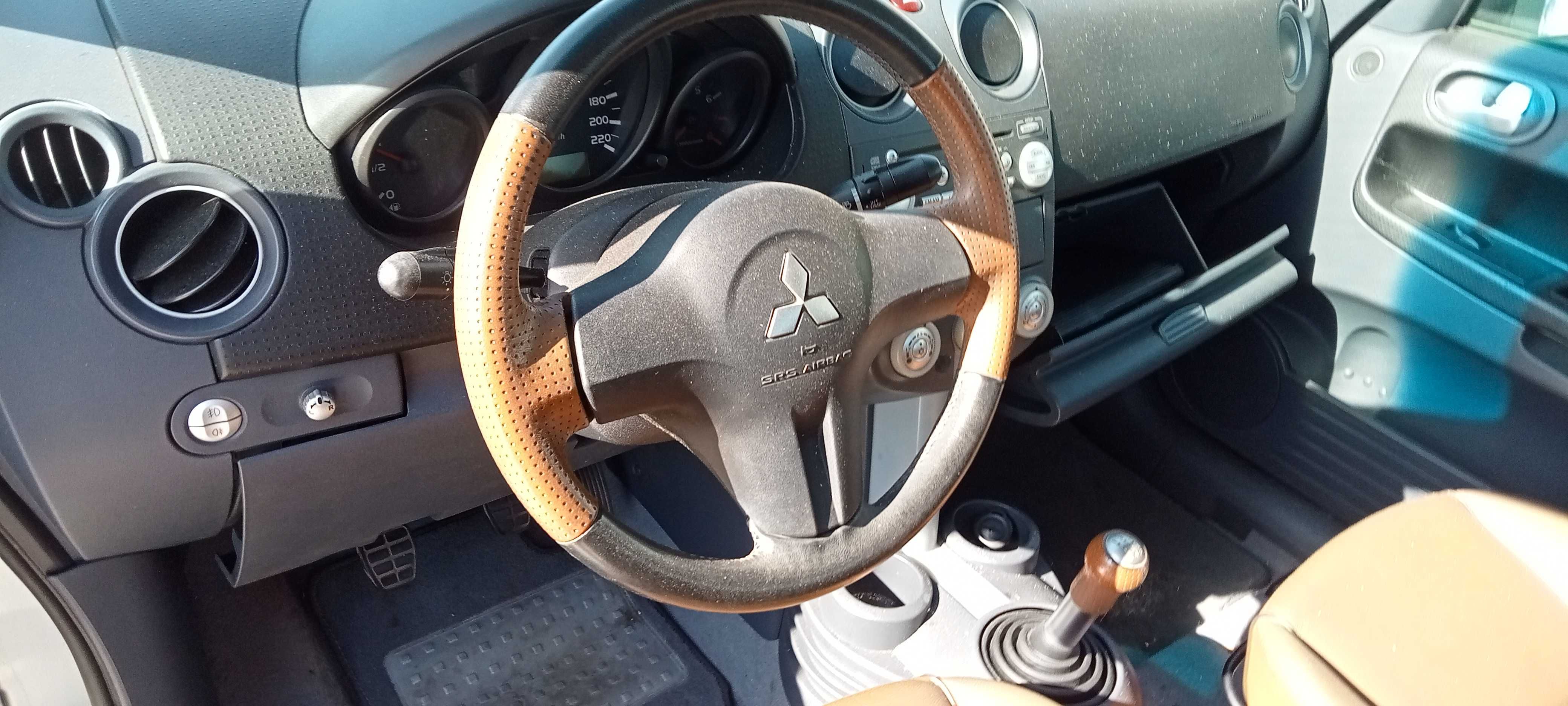 Mitsubishi Colt Cabrio para Peças