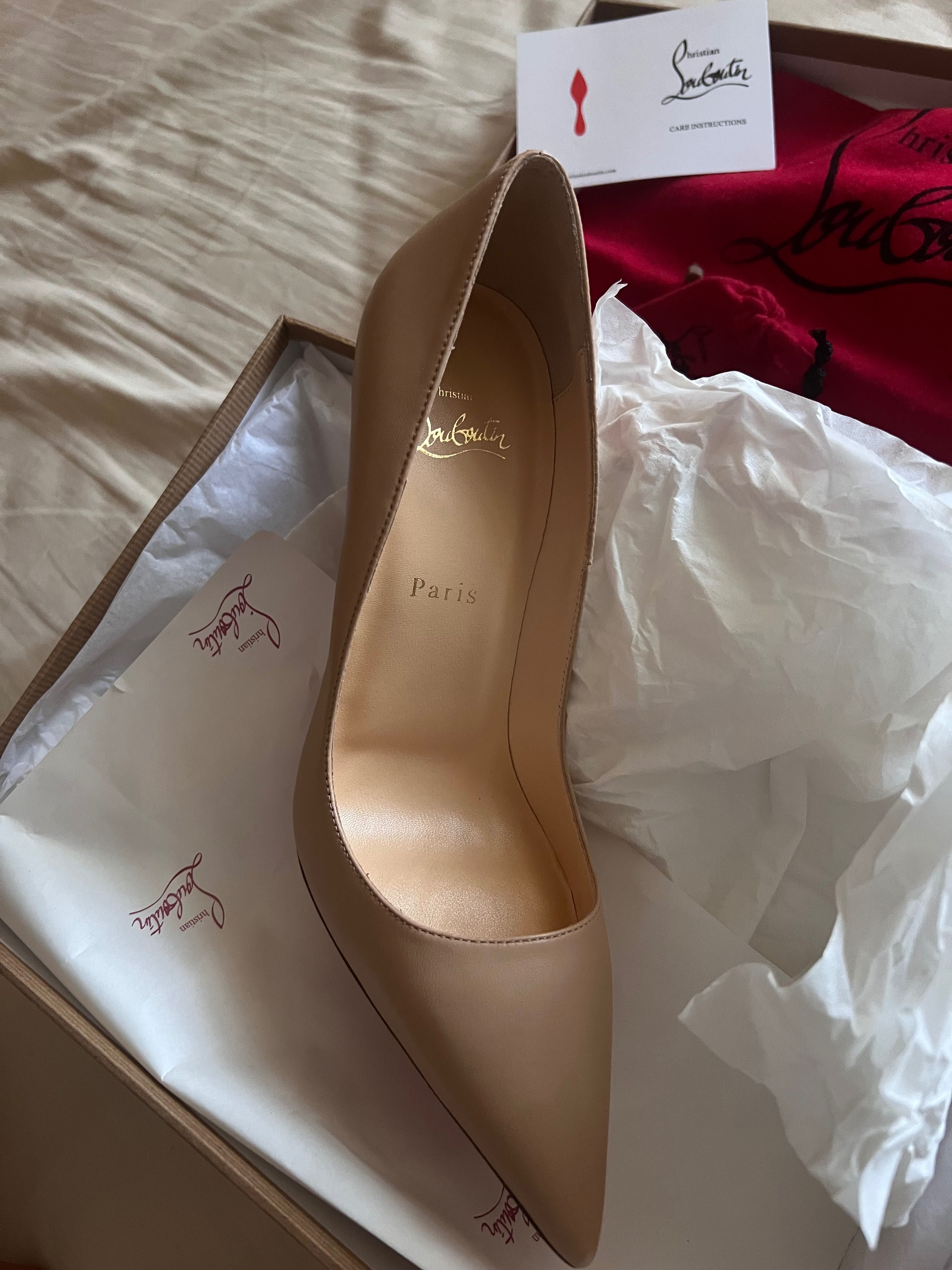 Туфлі на підборах  беж класика  Louboutin Лабутен