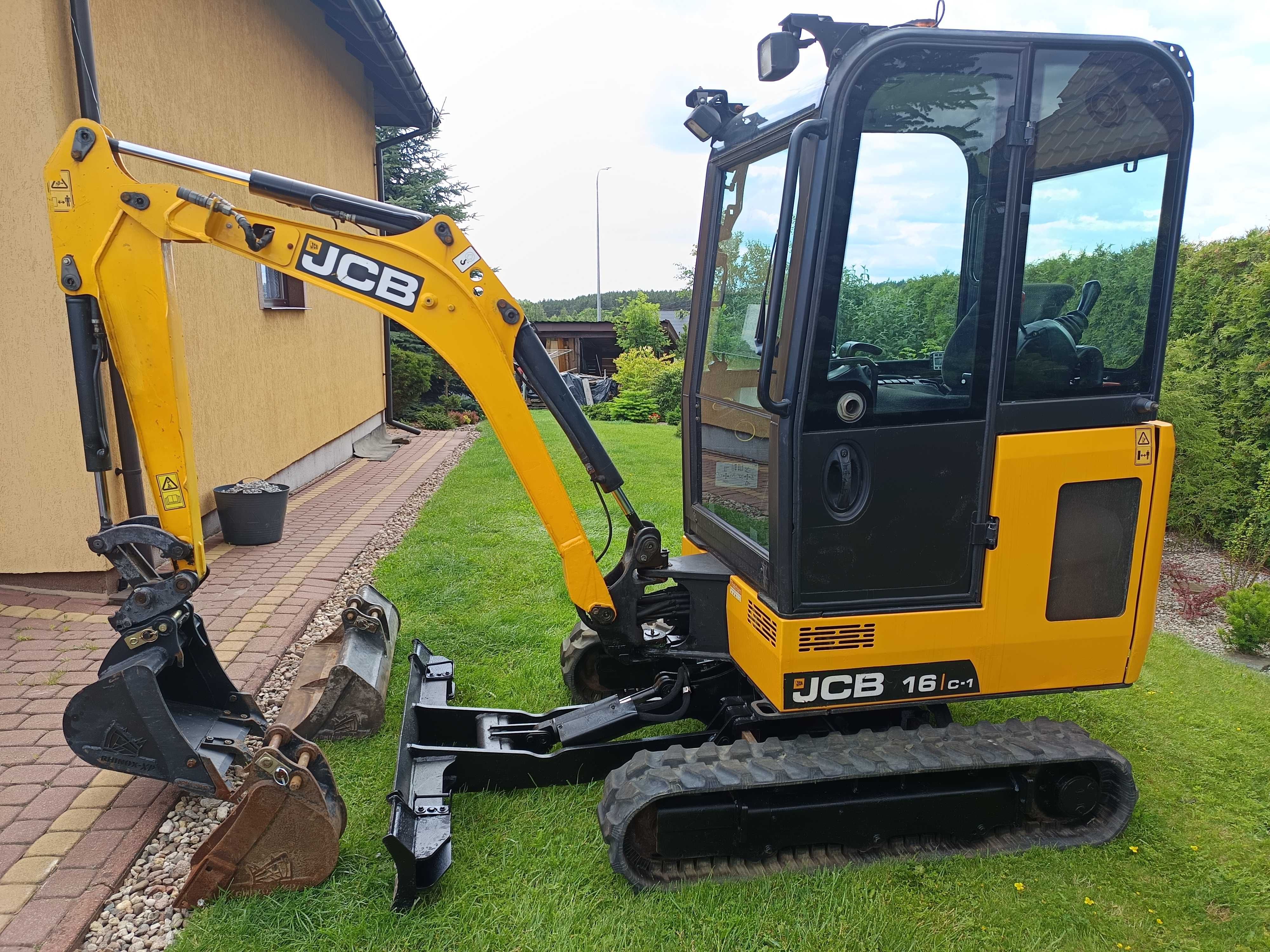 Koparka JCB 16C-1, 2018r. Szybkozłącze, 3 łyżki, 1,8t. Doinwestowana
