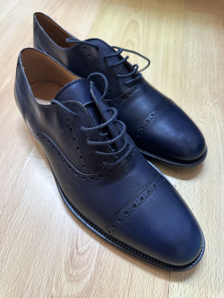 Sapatos Emidio Tucci, Nr 42