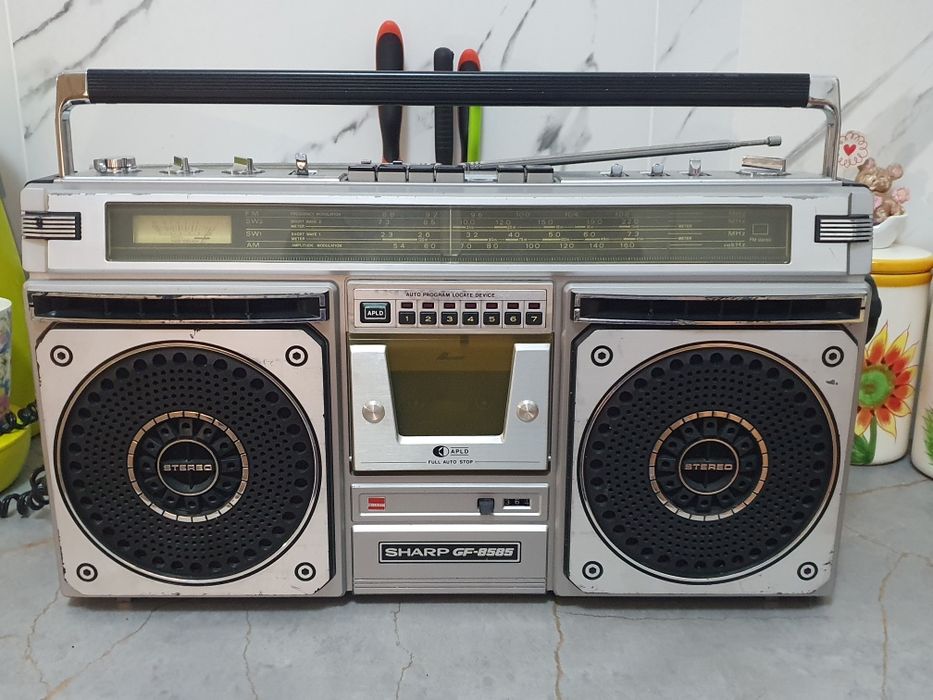 Radiomagnetofon Sharp gf 8585 vintage