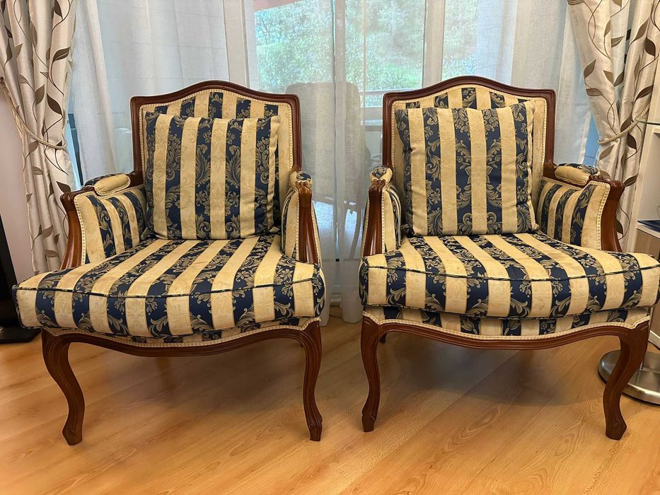 2 Cadeirões de Sala em Excelente Estado + Almofadas