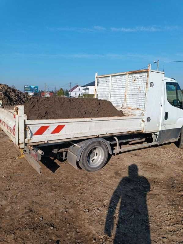 Ziemia ogrodowa siana, humus transport z transportem od 3.5 do 20 ton