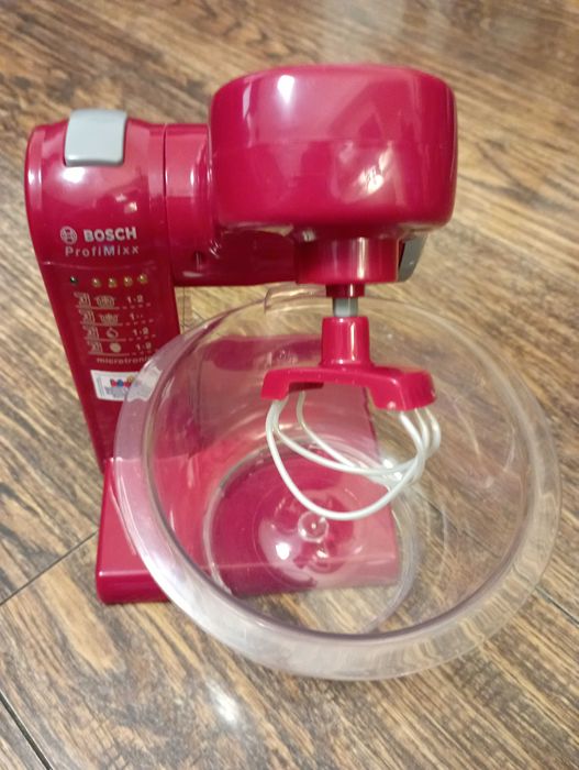 Zabawka robot kuchenny planetarny  Bosch Theo Klein na baterie+gratis