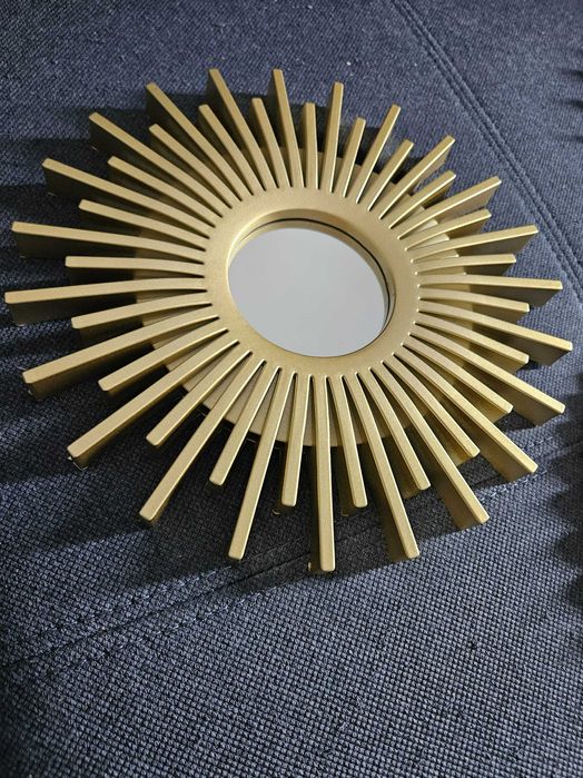 Dekoracja zestaw 3 luster w złotych ramkach do domu zawieszki