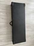 Twardy case na keyboard