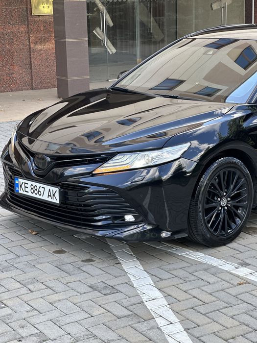 Продам Toyota Camry 70 Официальная 2.5 бензин/газ автомат.Premium Plus