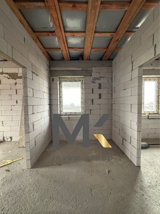 Будинок 2-поверховий із терасою та балконом — Дмитрівка.