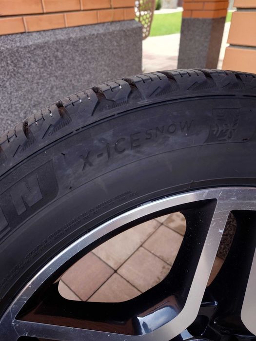 235 60 19 Michelin X-Ice Snow Зима комплект майже Нові