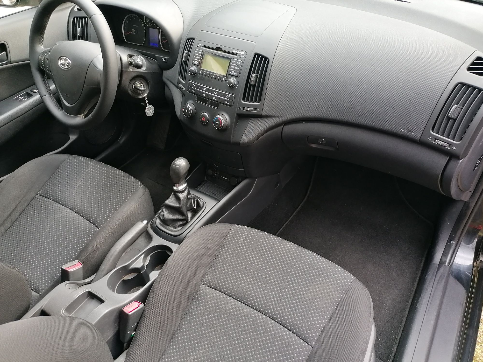Hyundai I30 1.4b 109KM klima, bezwypadkowy,niski przebieg,nowy rozrząd