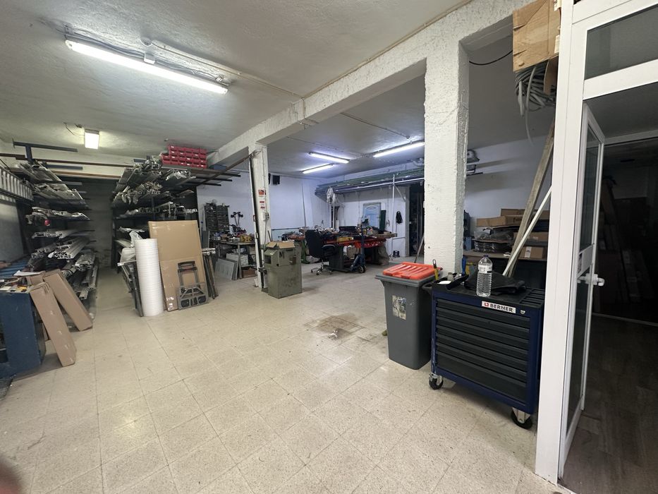 Armazém 200 m2 Abobóda