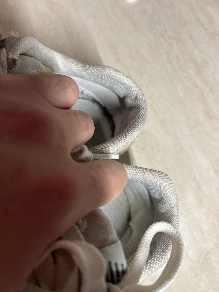 Жіночі кросівки New Balance 373 (38 розмір (24,5 см)) 574