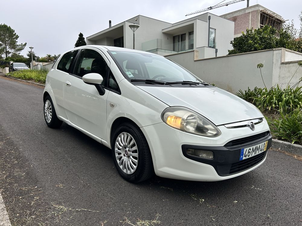 Fiat Punto Evo 1.3 Multijet (5 lugares)