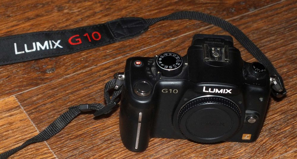 Фотоаппарат Panasonic Lumix DMC-G10 Body