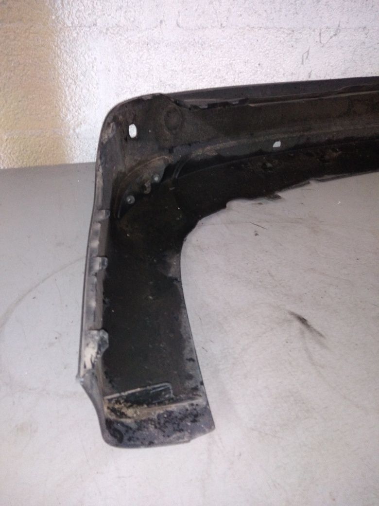Vendo Para-choque de trás Ford focus MK3 ano 2010 /12