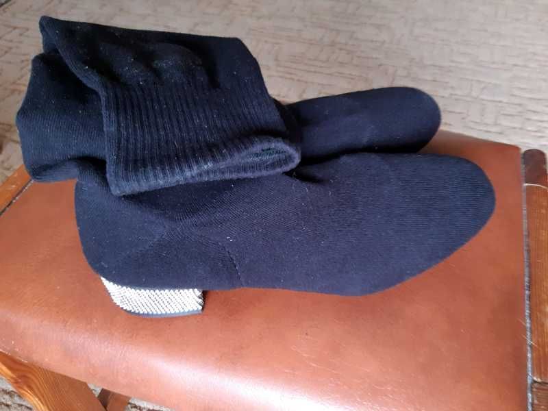 Skarpetkowe kozaki czarne rozm. 39 jak nowe