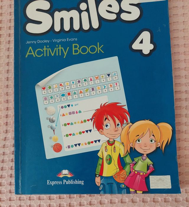 Livro activity book smiles 4