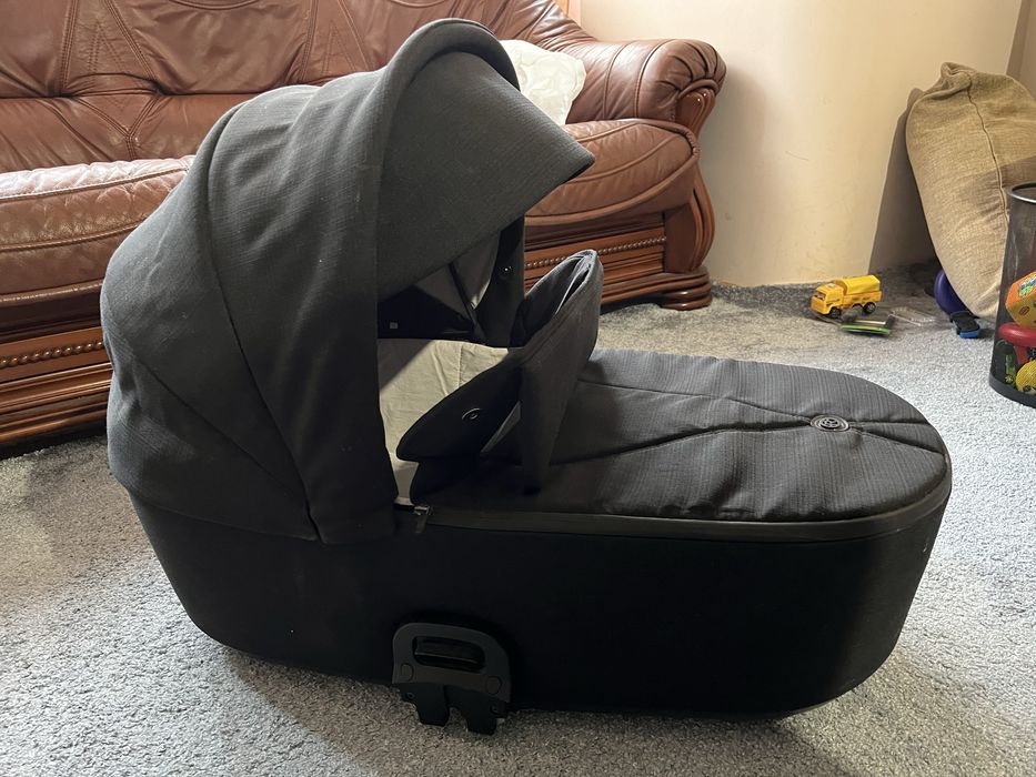 Коляска 2 в 1 Roan Bass Next