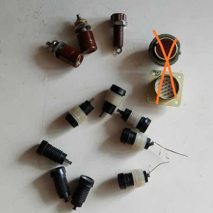 Переключатели  Радиодетали Диоды Резисторы