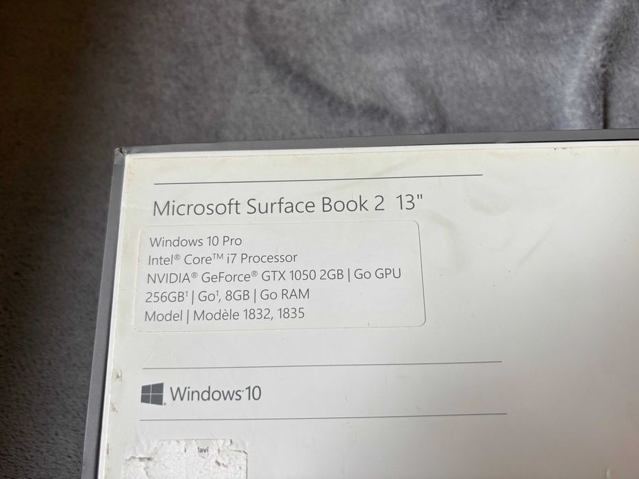 Microsoft Surface Book 2 13 i7 GTX1050 8GB/256GB dotykowy ekran tablet